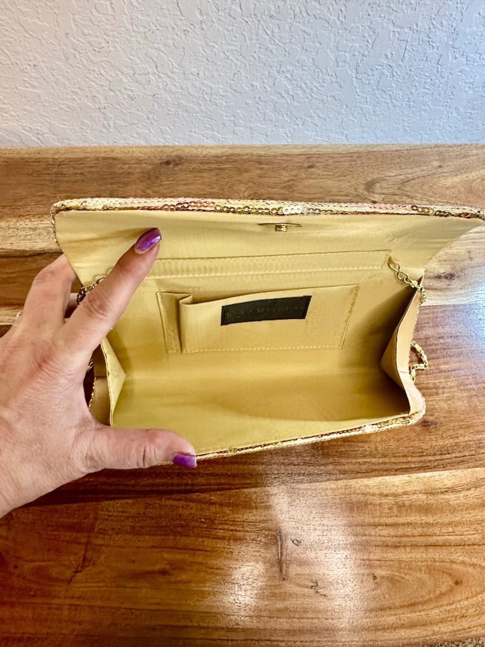 Jessica McClintock Gold Sequin Small Evening Bag - Picture 5 of 10